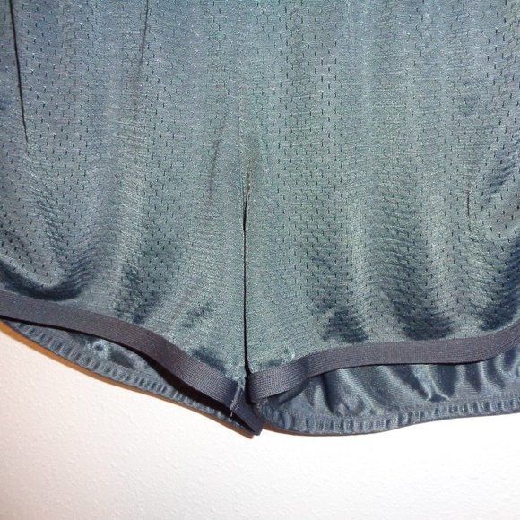 XERSION Athletic Workout Running Shorts Size Petite Medium MP Polyester - Picture 4 of 8